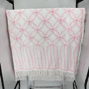 Vintage Pale Pink & White Queen Wedding Ring Coverlet Bedspread